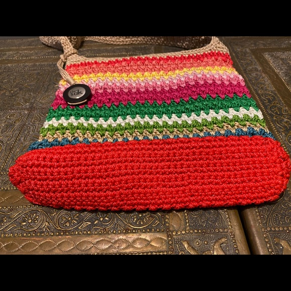 SOLD Mexican serape inspired crochet crossbody - Picture 4 of 7